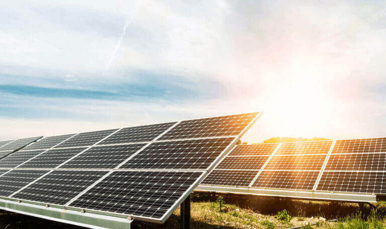 Revolúcia v energetike: Fotovoltaika ako kľúč k udržateľnej budúcnosti | SunFlow Energy